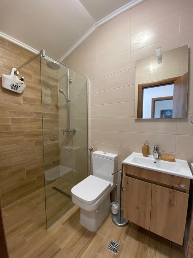 Sunny Bay Apartments Kotor Buitenkant foto