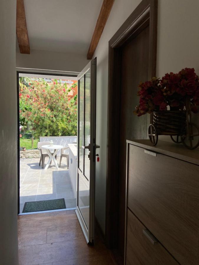 Sunny Bay Apartments Kotor Buitenkant foto