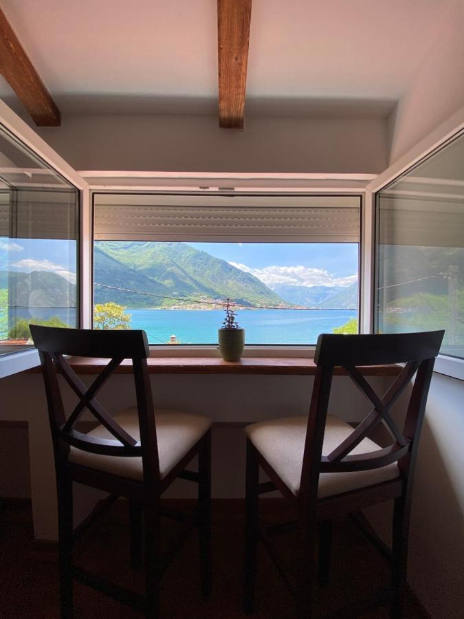 Sunny Bay Apartments Kotor Buitenkant foto